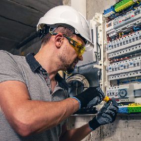 Tư vấn bảo trì hệ thống điện văn phòng nhà xưởng 3TECH Tư vấn bảo trì hệ thống điện văn phòng nhà xưởng 3TECH